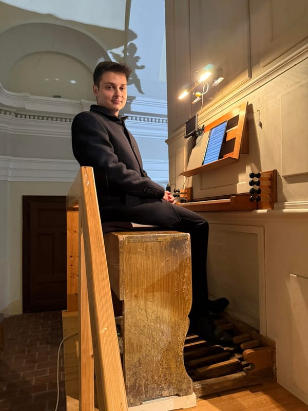 Albert Csaba koncertje a ravazdi templomban